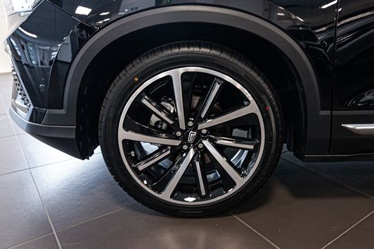 Bestune T77 1.5T Elegance DCT