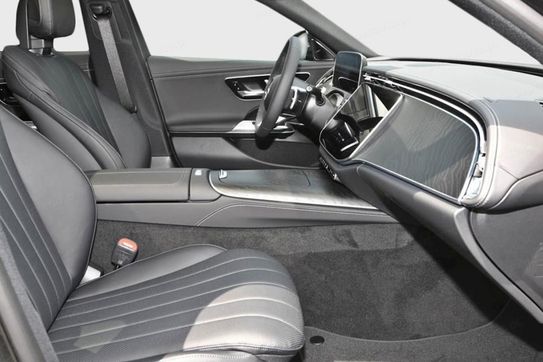 Mercedes Klasa E 220 d 4-Matic AMG