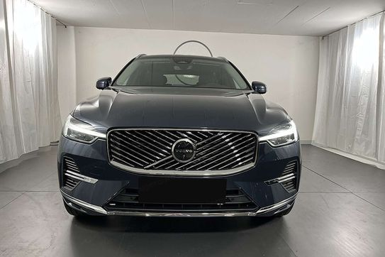 Volvo XC60 B5 AWD Plus Bright