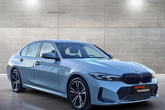 BMW Seria 3 330i xDrive M Sport aut