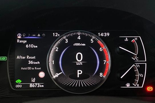 Lexus ES 300h Business Edition