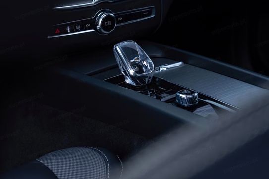 Volvo XC60 B5 B AWD Ultra Black Edition