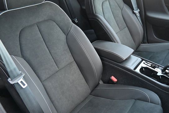 Volvo XC40 B3 Plus Dark