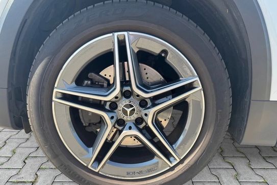 Mercedes GLB 200 4MATIC AMG Line