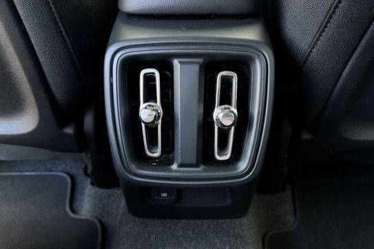 Volvo XC40 B3 Essential