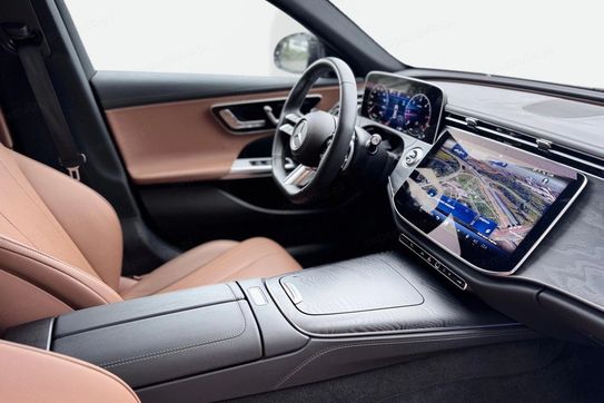 Mercedes Klasa E 220 d 4MATIC AMG Line