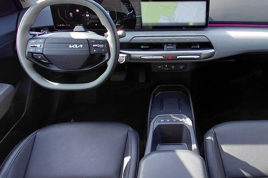 Kia EV4 81.4kWh Business Line