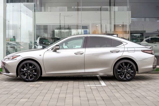 Lexus ES 300h F Sport Design 2.5 Hybrid