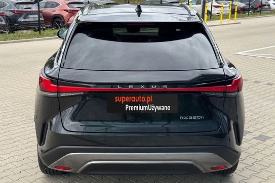 Lexus RX 350h Omotenashi
