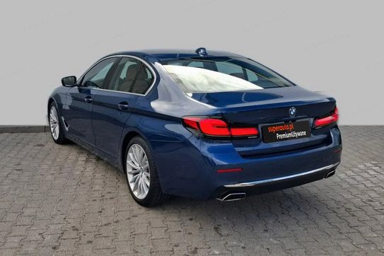 BMW Seria 5 530d xDrive Luxury Line