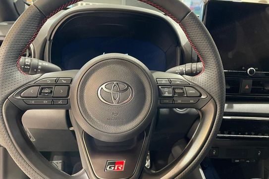 Toyota Yaris Cross GR Sport 1.5 Hybrid