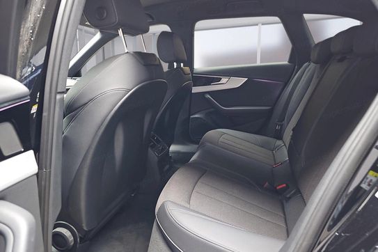 Audi A4 Avant 40 TFSI quattro S Line