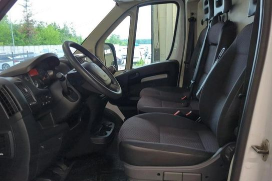 Peugeot Boxer 333 BlueHDi L2H2 Pro