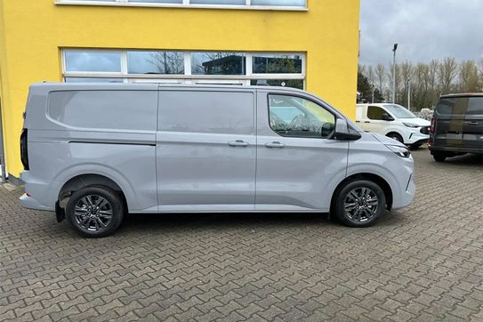 Ford Transit Custom 320 L2H1 Limited