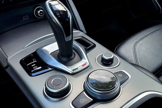 Alfa Romeo Stelvio Turbo Veloce Q4