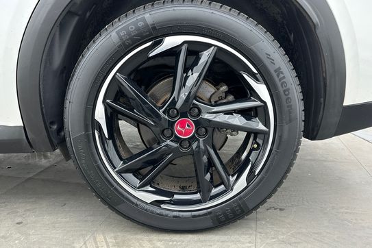 DS DS 7 Performance Line 1.5 BlueHDI AT