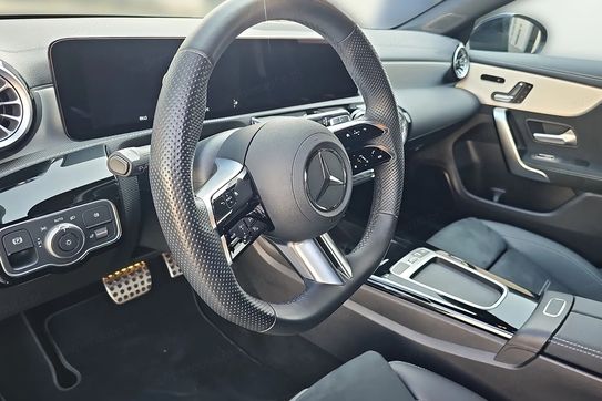 Mercedes CLA 200 AMG Line