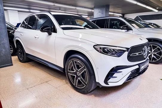 Mercedes GLC 200 4-Matic AMG Line