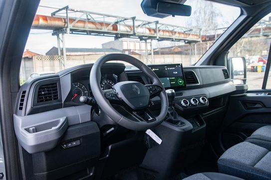 Renault Master L3 Zabudowa 10EP