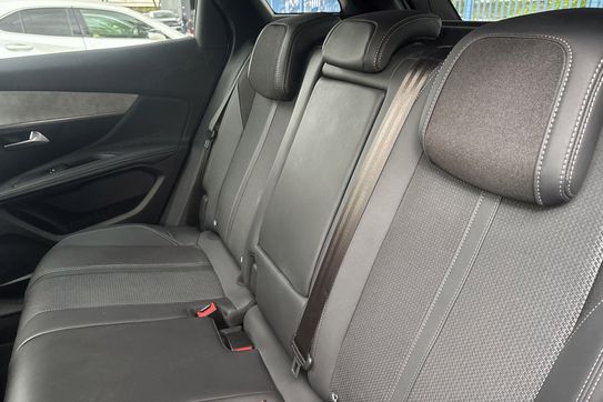 Peugeot 3008 GT 1.2 PureTech  S&S EAT8