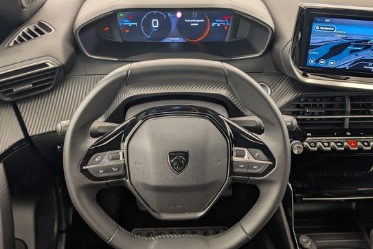 Peugeot 2008 ALLURE 1.2 PureTech