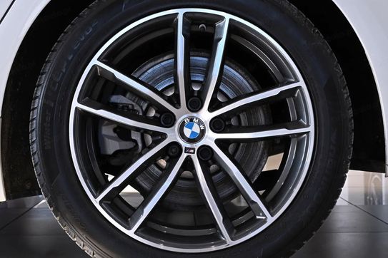 BMW Seria 5 520d xDrive mHEV M Sport sport-aut