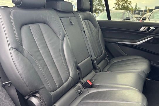 BMW X7 xDrive40i