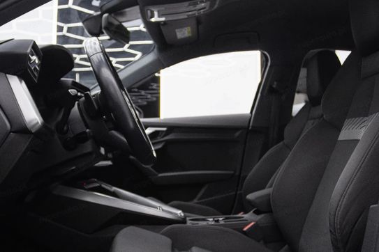 Audi A3 35 TFSI mHEV Advanced S tronic