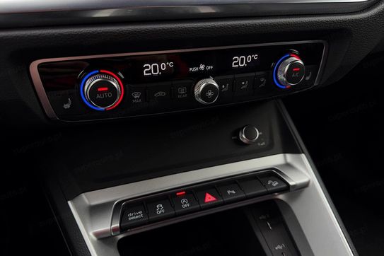 Audi Q3 35 TFSI mHEV S-Line S tronic