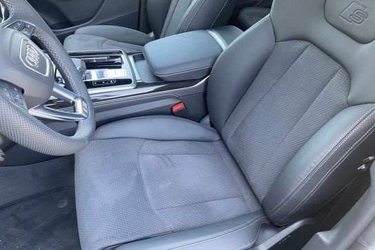 Audi Q8 TFSI e quattro