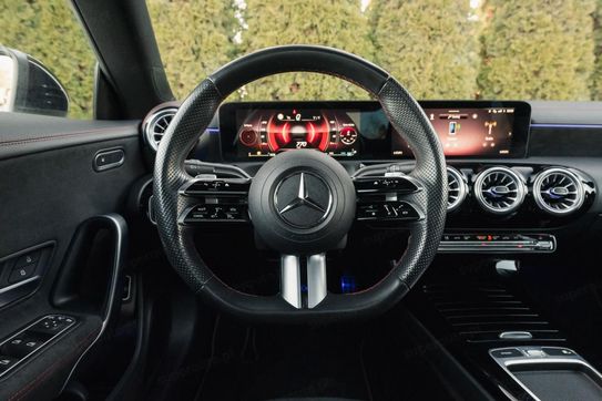 Mercedes CLA 200 mHEV AMG Line 7G-DCT