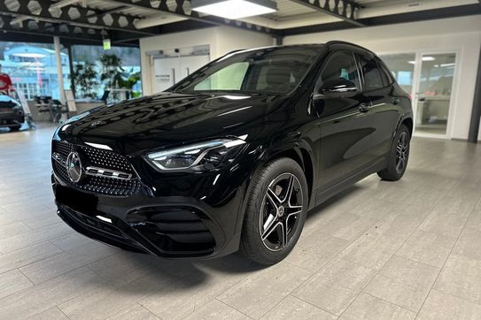 Mercedes GLA 200 AMG Line