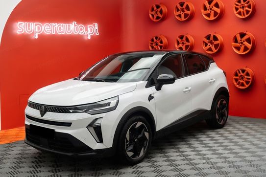 Renault Captur Techno 1.6 E-Tech Hybrid AT