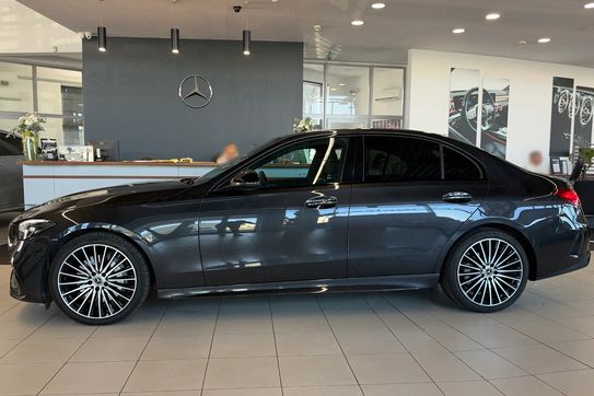 Mercedes Klasa C 200 4-Matic AMG Line