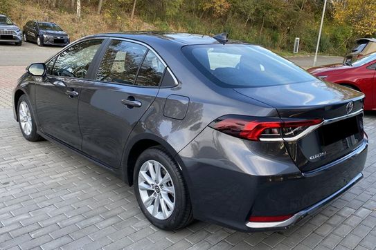 Toyota Corolla Comfort 1.5 benzyna