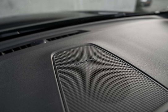 Volvo XC60 T8 Plug-In Hybrid AWD Plus Black Edition