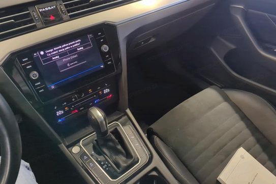 Volkswagen Passat 2.0 TSI Elegance DSG