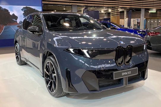 BMW iX3 50 xDrive M Sport