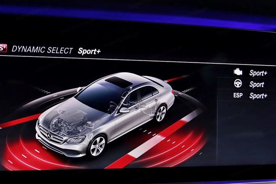 Mercedes E Klasa E 220 d 4-Matic AMG/Avantgarde