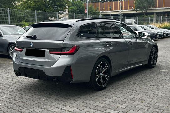 BMW Seria 3 Touring 320d xDrive M Sport