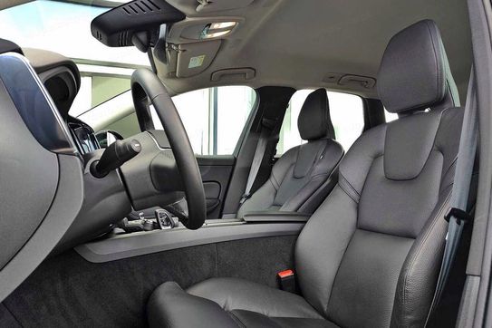 Volvo XC60 B4 D Plus Dark