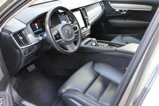 Volvo V90 B4 D Momentum