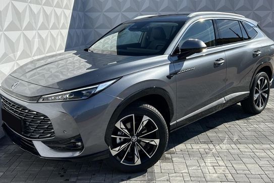 MG HS 1.5T HEV+ Exclusive aut