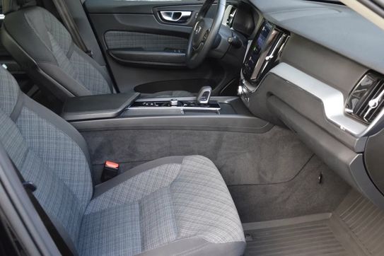 Volvo XC60 T6 Plug-In Hybrid AWD Ultra Dark