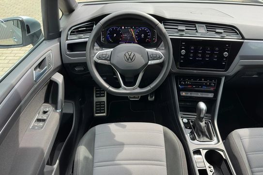 Volkswagen Touran 1.5 TSI EVO R-LineDSG