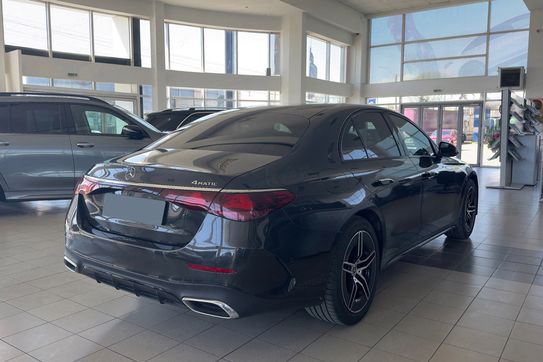 Mercedes Klasa E 220 d  4-Matic AMG