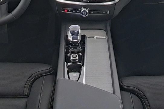 Volvo V60 B4 B Ultra Dark