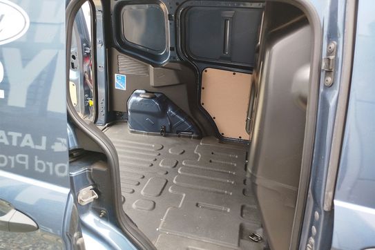Ford Transit Courier Trend