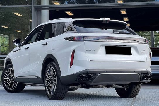 Omoda 9 1.5 Super Hybrid Exclusive AWD