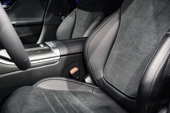 Mercedes Klasa C 220 d  4-Matic AMG